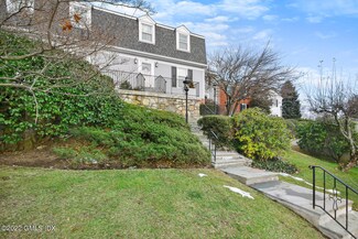 106 Greenwich Hills Dr, Greenwich, CT 06831