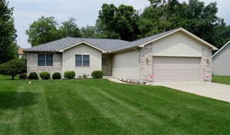 2610 Western Dr, Winona Lake, IN 46590