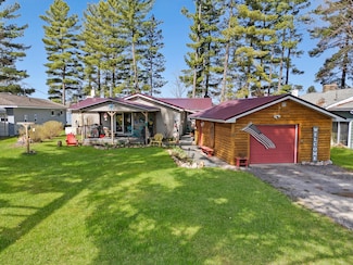 3509 N Shore Dr, Sears, MI 49679