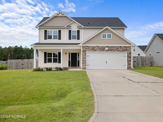 516 Ginn St, Jacksonville, NC 28540