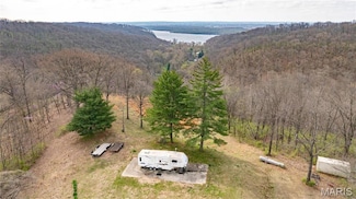 13011 Teal Ln, Grafton, IL 62037