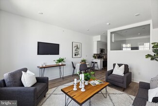 1439 Federal St Unit 211, Philadelphia, PA 19146