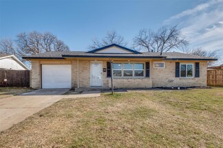 1905 Virginia St, Grand Prairie, TX 75051