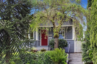 2433 E Valley St, Seattle, WA 98112