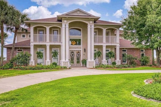 11639 Chanticleer Dr, Pensacola, FL 32507