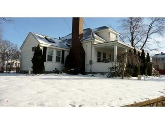 530 Huse Rd, Manchester, NH 03103