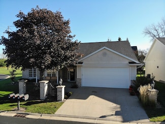 3900 N Wayside Ln, Appleton, WI 54913