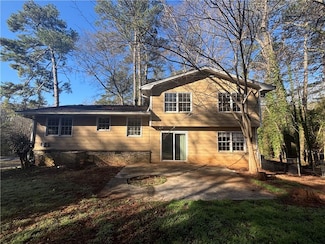 4820 Banner Elk Dr, Stone Mountain, GA 30083