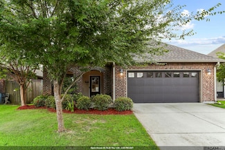 18341 Sunset Park Dr, Prairieville, LA 70769