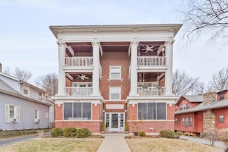 3734 Wyoming St Unit 3S, Kansas City, MO 64111