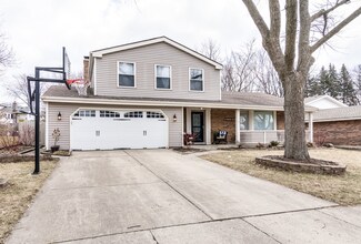 1568 Shenandoah Ln Unit 1, Naperville, IL 60563