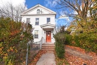 42 Florence St, Springfield, MA 01105