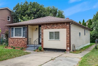 82 John Paul Ct, Buffalo, NY 14206