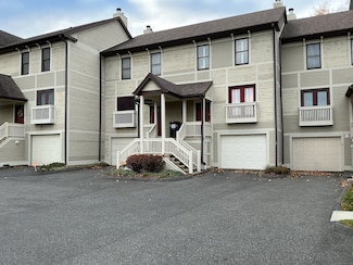 100 Front St Unit 100, New Haven, CT 06513