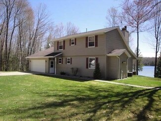 7505 Stoney Creek Rd, Crandon, WI 54520