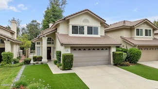 645 Overlook Rd, Simi Valley, CA 93065