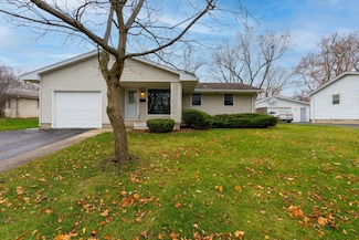 449 Lewis St, Burlington, WI 53105