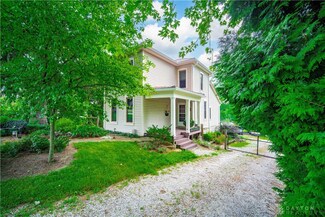 1938 S Burnett Rd, Springfield, OH 45505