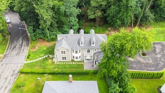 1 Kewanee Rd, New Rochelle, NY 10804