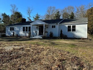 173 Guildford Rd, Centerville, MA 02632