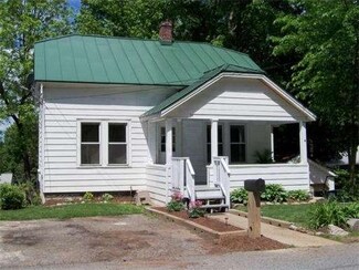 14 Forest St, Erving, MA 01344