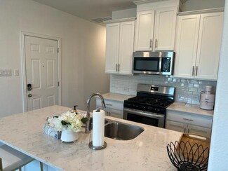 1033 Rosebay Dr, Fort Worth, TX 76177