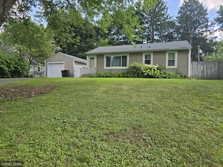 1694 Laurie Rd E, Saint Paul, MN 55109