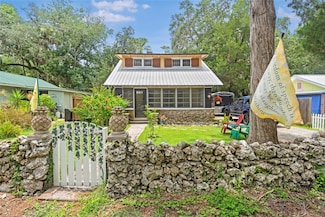 11 62nd St, Yankeetown, FL 34498