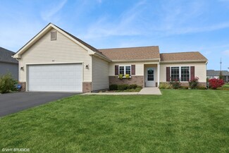 917 Jefferson Ave, McHenry, IL 60050