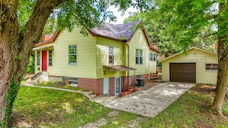 422 W 3rd St, London, KY 40741