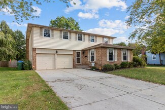 21 Stonebridge Rd, Cherry Hill, NJ 08003