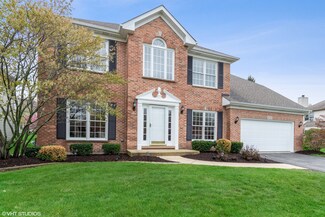 4924 Clearwater Ln, Naperville, IL 60564