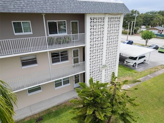 5720 13th Ave N Unit 207B, Saint Petersburg, FL 33710