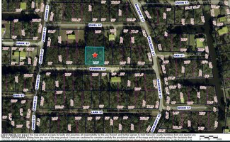 000 Kennon St, Waveland, MS 39576