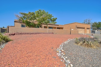 981 Canal Blvd SW, Los Lunas, NM 87031