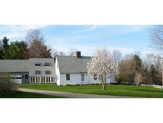 2268 W River Rd, Sidney, ME 04330