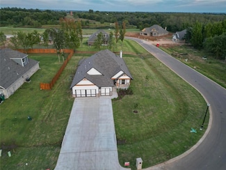 12616 Velvet Ash Ave, Moore, OK 73173