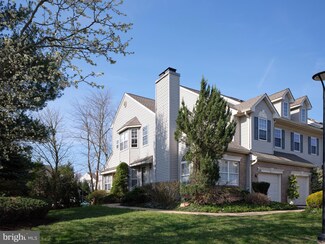 288 Deerfield Ct, New Hope, PA 18938