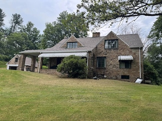 339 Paw Creek Rd, Fairview, WV 26570