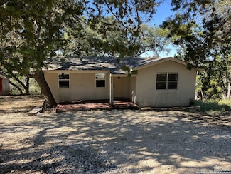 223 Heimer Ln, Canyon Lake, TX 78133