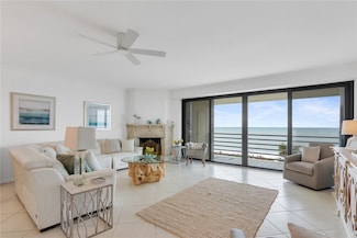 5554 Highway A1a Unit 202, Vero Beach, FL 32963