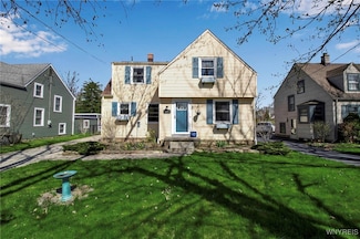 197 N Forest Rd, Buffalo, NY 14221