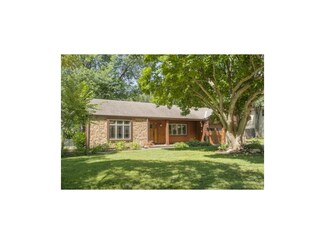 5922 Mission Rd, Fairway, KS 66205