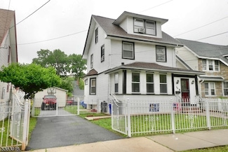 22-24 Manchester Place, Newark, NJ 07104