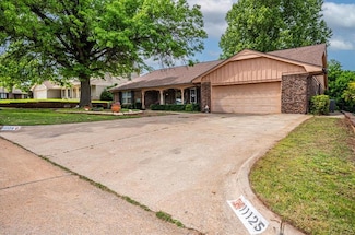 11125 NW 116th St, Yukon, OK 73099