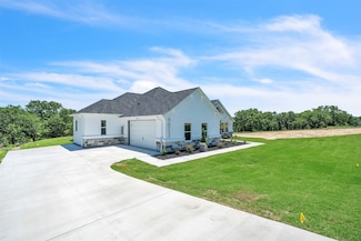 9012 Valley Oak Ct, Springtown, TX 76082