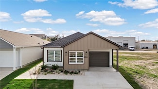 2513 Shady Route Ln, Bryan, TX 77803