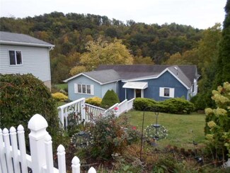 63 Overlook Blvd, van Voorhis, PA 15366
