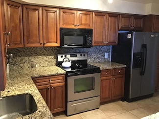 2940 N Course Dr Unit 608, Pompano Beach, FL 33069
