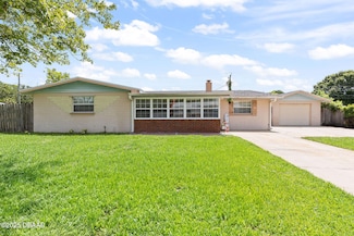 321 Scotland Dr, Daytona Beach, FL 32117